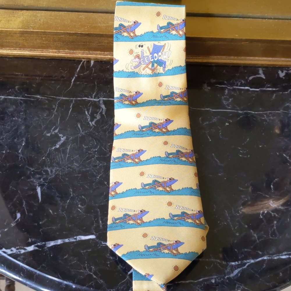 Ian Heath Tie Rack 100% silk tie.